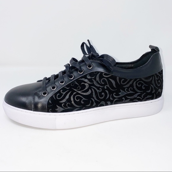 Robert Graham Other - Robert Graham Men's Black Leather CREED Sneakers